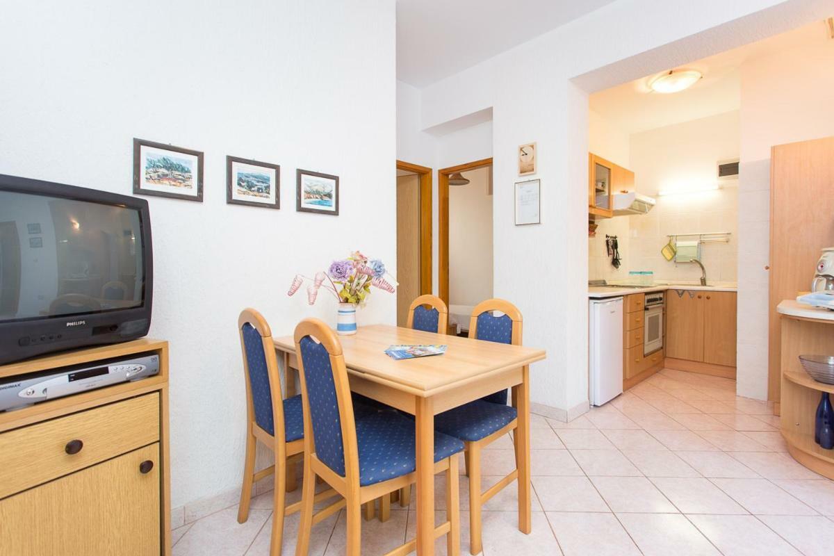 2-Bedroom Apartment 300M From Beach In Punat Luaran gambar
